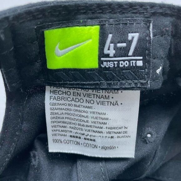 Nike Boys Black hat Size (4-7) - Picture 5 of 6